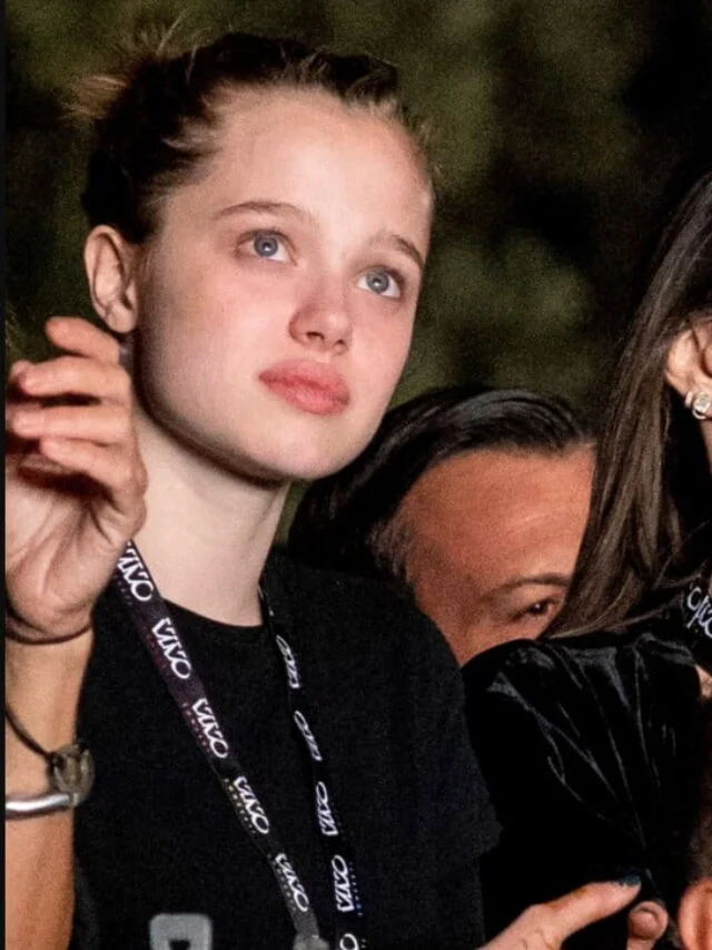 angliena jolie and shiloh jolie pitt.
